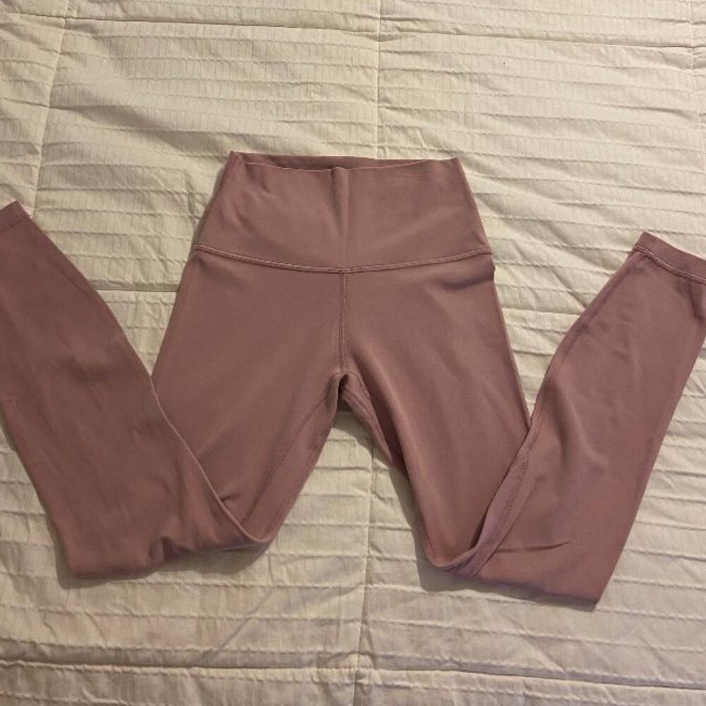 Lululemon Align High-Rise Pant 25", Size 4 - Picture 12 of 12